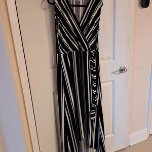 Black and white hi lo dress